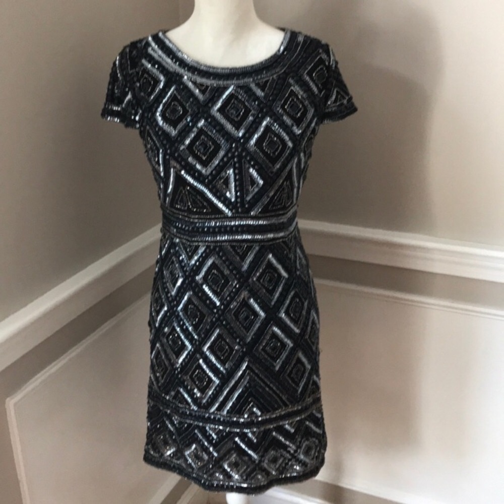 Adrianna Papell short sleeves beaded dress - Picture 9 of 10